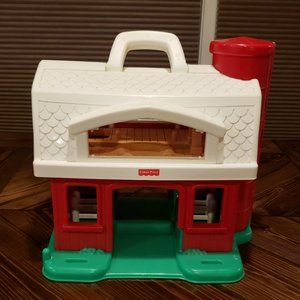 Vintage Fisher Price Little People Barn &Figurines